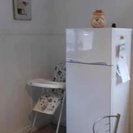 Le Figuier De L'ill 公寓 *